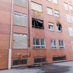 Un incendio en la Calle El Parque del barrio del barrio de la Albuera, moviliza a bomberos y policias