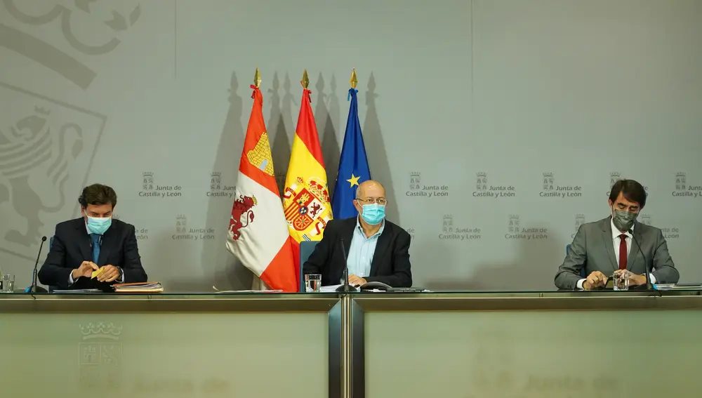 El vicepresidente Francisco Igea y los consejeros Carlos Fernández Carriedo y Juan Carlos Suárez-Quiñones informan de los acuerdos del Consejo de Gobierno