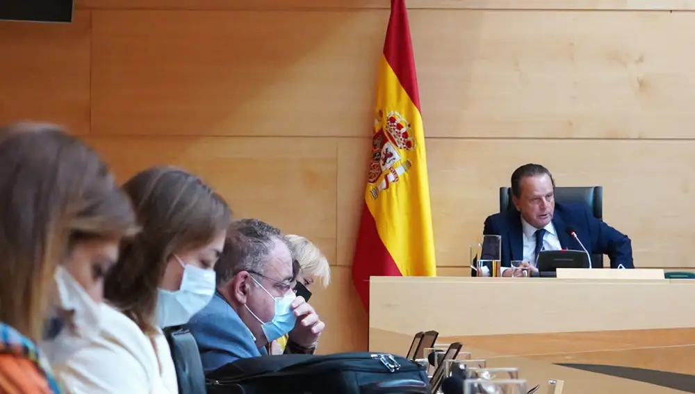 El presidente del Consejo de Cuentas de Castilla y León, Mario Amilivia, presenta en las Cortes el informe de fiscalización ''''Análisis de los sistemas de evaluación del gasto público de la administración general e institucional de la Comunidad''''.
