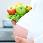 No existe una dieta específica para la gestación, pero la futura madre debe comer variado