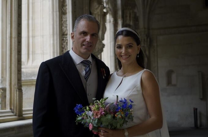 Javier Ortega Smith se casa con la mexicana Paulina Sánchez del Río en ToledoCEDIDA VOX16/10/2021