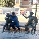 El excapitán de la selección española de rugby, Jaime Nava a la puertas de la Casa Museo de Cervantes en Alcalá de Henares