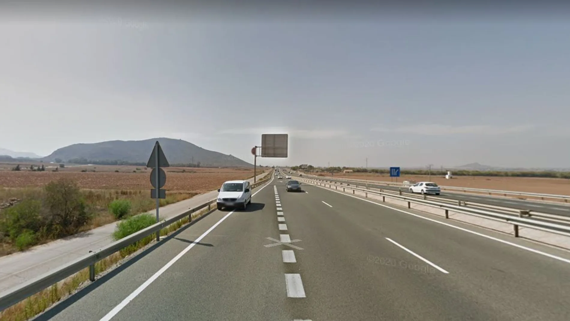 La Región de Murcia mejora el drenaje de la autovía de la Manga como medida de prevención frente a las lluvias