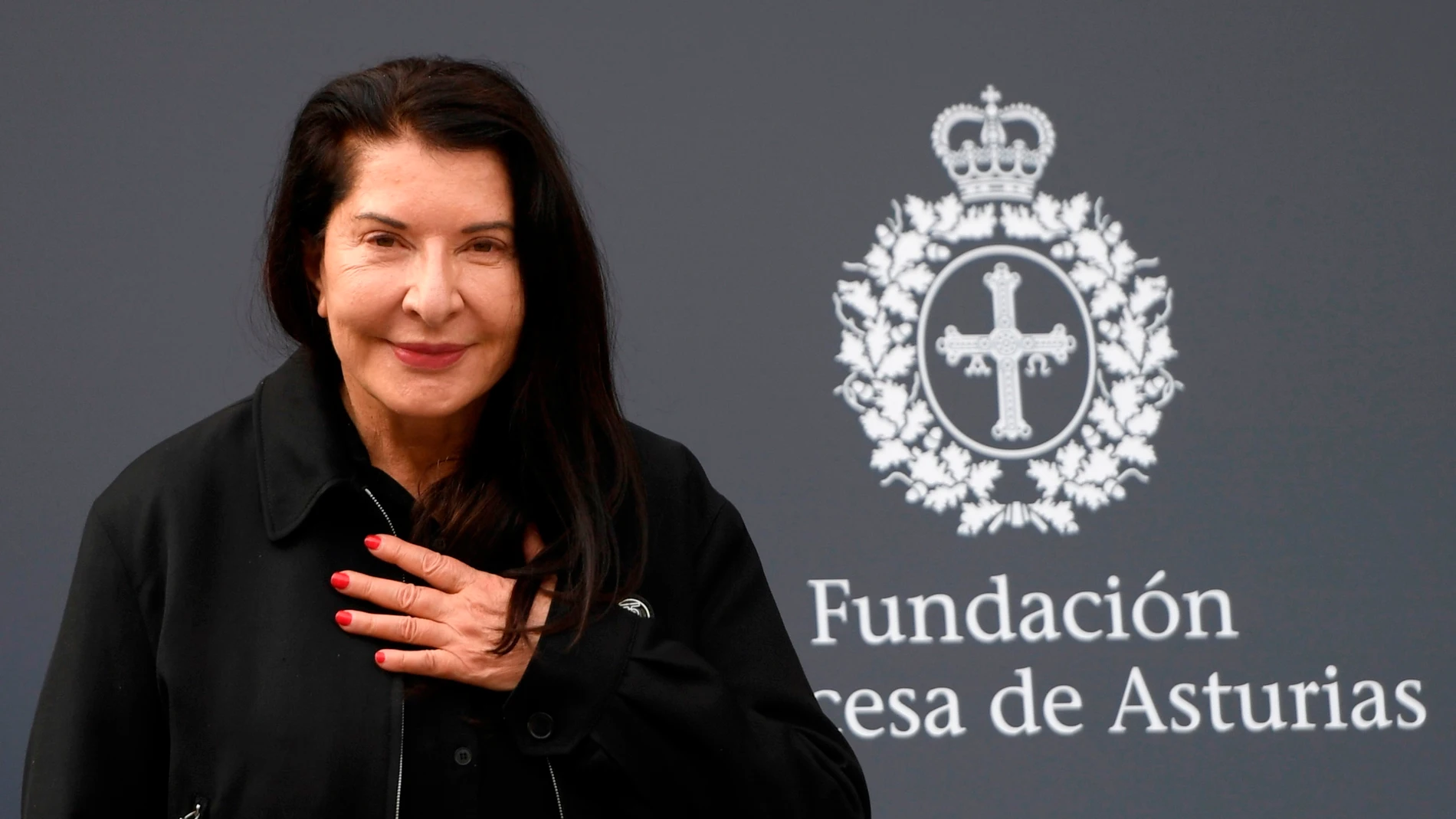 La artista serbia Marina Abramovic a su llegada a Oviedo