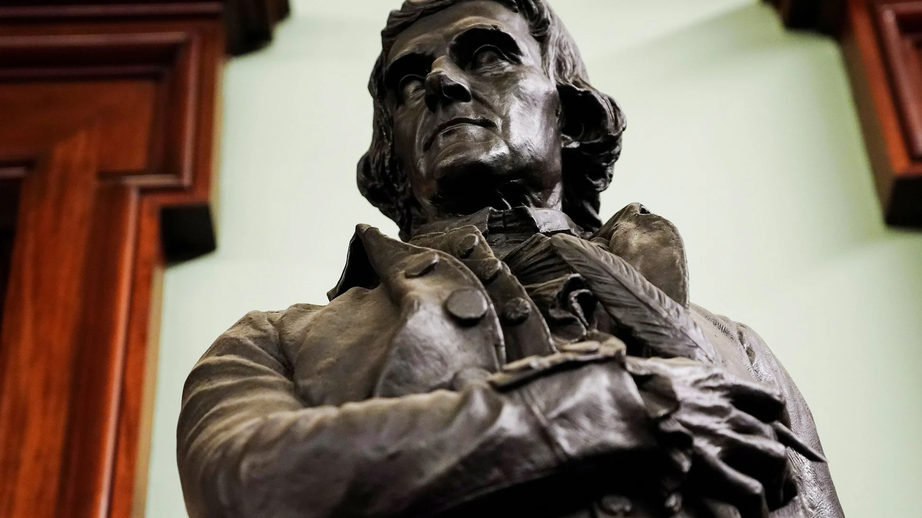 La estatua del ex presidente de Estados Unidos Thomas Jefferson