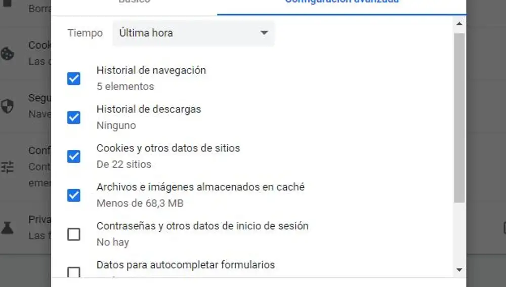 En la configuración avanzada de Chrome en escritorio se añade la opción de borrar el historial de descargas.