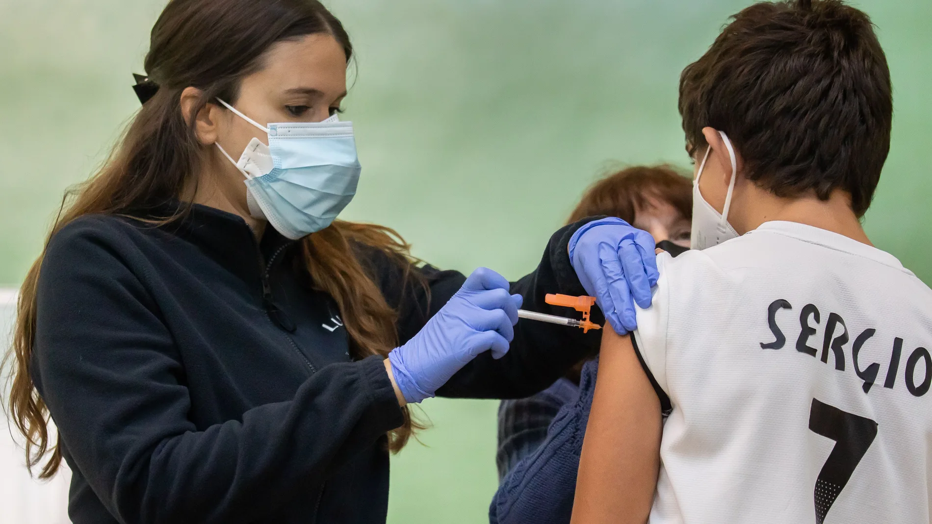 Vacunación contra el covid-19 en el Polideportivo Eladio Jiménez de Ciudad Rodrigo(Salamanca)