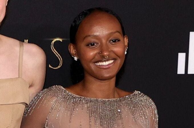 Zahara Jolie acapara la atención de los medios luciendo un vestido de su madre Angelina