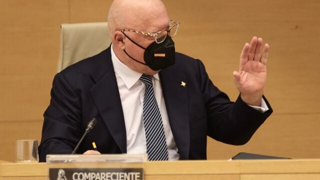 El comisario jubilado José Manuel Villarejo, comparece en la Comisión del Congreso que investiga la ‘operación Kitchen’, en el Congreso de los Diputados, a 20 de octubre de 2021, en Madrid (España)