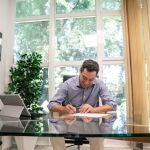 El presidente de la Junta de Andalucía y líder del PP-A, Juanma Moreno