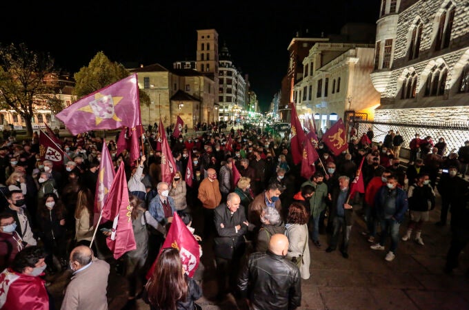 Concentración en favor de la autonomía de la Región Leonesa convocada por Conceyu País Llionés