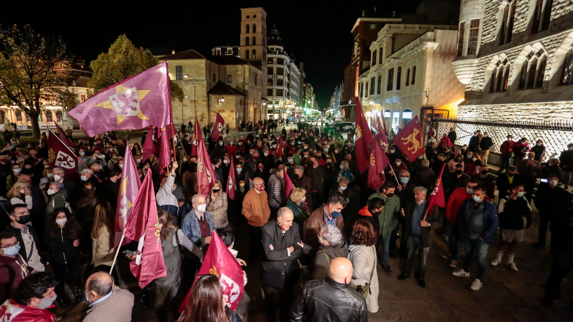 Concentración en favor de la autonomía de la Región Leonesa convocada por Conceyu País Llionés