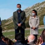 El Rey Felipe VI, la Reina Letizia, la princesa Leonor y la infanta Sofía durante el acto de entrega de la distinción de Pueblo Ejemplar a Santa María del Puerto