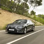  Lexus actualiza la berlina ejecutiva ES 300h
