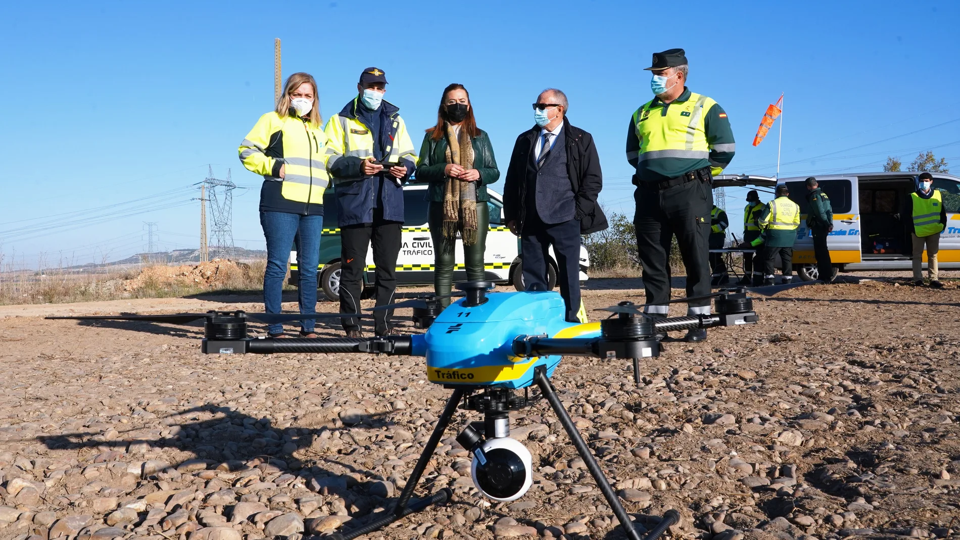 La delegada de Gobierno en Castilla y León, Virginia Barcones, presenta el funcionamiento y operatividad de los drones que vigilan y regulan el tráfico en las carreteras de la Comunidad