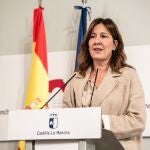 La consejera de Igualdad y portavoz del Gobierno regional, Blanca Fernández, comparece en rueda de prensa en el Palacio de Fuensalida para informar sobre los acuerdos del Consejo de Gobierno.