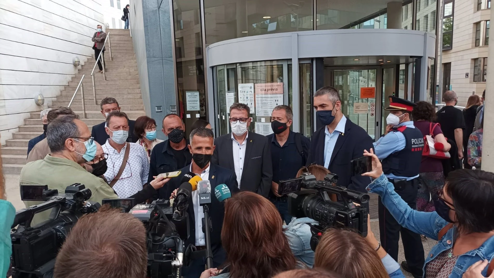 Miquel Serra, tras declarar en un juzgado penal de Lleida