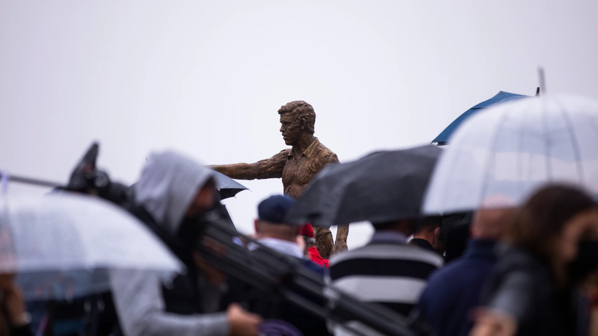 Inauguración de la estatua de Luis Aragones en el Wanda Metropolitano..