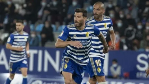 Sergi Enrich con la Ponferradina.