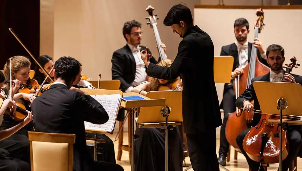 La joven orquesta del Pavón está formada por 12 músicos