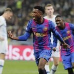 Ansu Fati celebra su gol anotado ante el Dinamo de Kiev