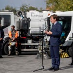 El alcalde de Madrid, José Luis Martínez-Almeida, presenta la nueva imagen y maquinaria de los servicios de limpieza y zonas verdes
