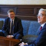 El presidente Puig esta mañana durante su reunión con el embajador de España en Londres