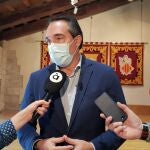 El portavoz de Hacienda del Grupo Popular en Les Corts, Rubén Ibáñez