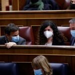 Los diputados de Unidas Podemos Jaume Asens, Sofía Fernández y Enrique Santiago en el Congreso de los Diputados