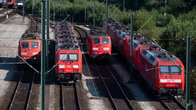 Cinco heridos y un detenido tras un ataque con cuchillo en un tren del sur de Alemanias. Photo: Daniel Reinhardt/dpa
