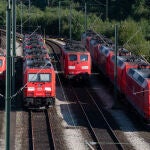 Cinco heridos y un detenido tras un ataque con cuchillo en un tren del sur de Alemanias. Photo: Daniel Reinhardt/dpa