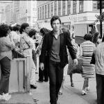 Springsteen caminando por las calles de Nueva York a finales de la década de los setenta