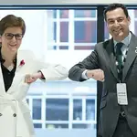 Juanma Moreno y la ministra de Escocia, Nicola Sturgeon