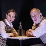 Los actores Malena Arterio y Luis Bermejo