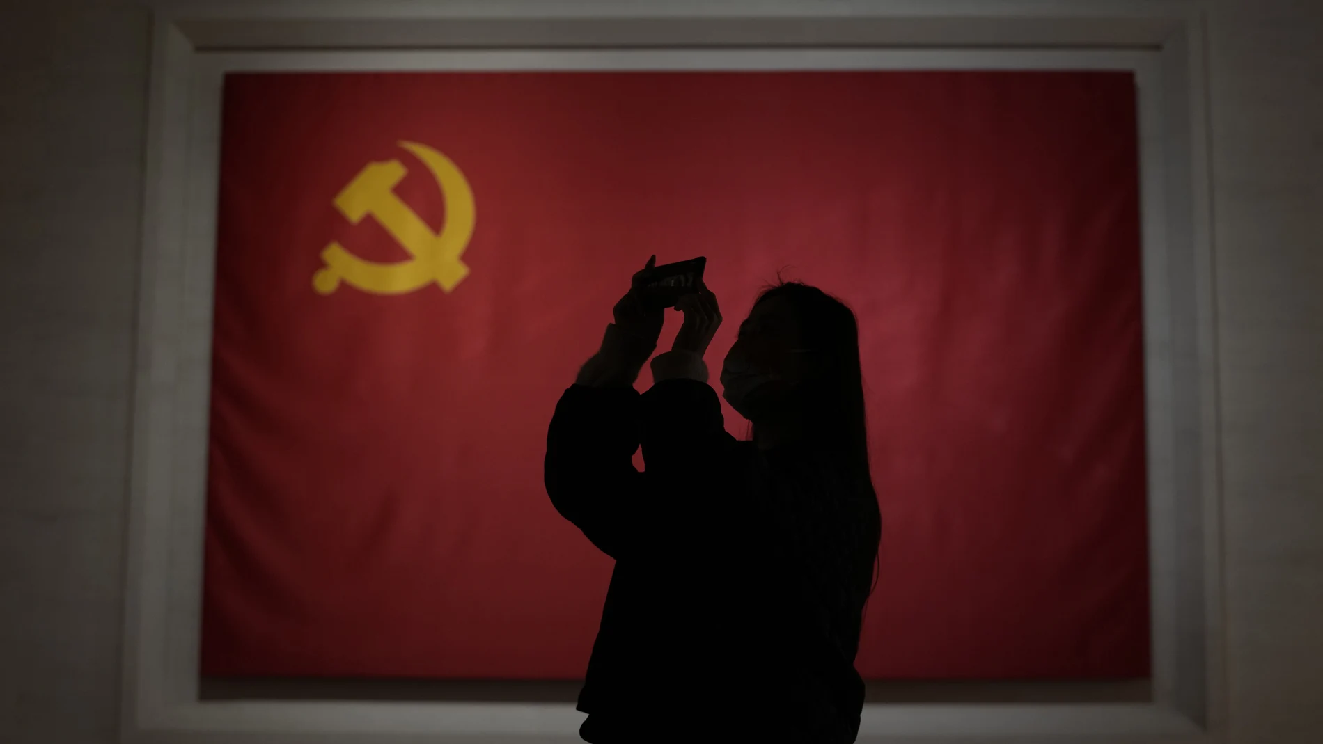 El Partido Comunista chino eleva a Xi Jinping a la altura de Mao y Deng