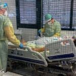En algunos distritos de Alemania hay tantas nuevas infecciones que las clínicas y especialmente las unidades de cuidados intensivos están al límite de su capacidad