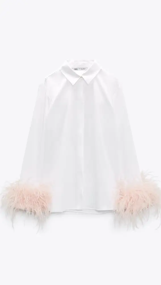 Camisa popelín plumas, de Zara