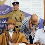 Saif al Islam Gadafi se inscribe en las elecciones presidenciales en Sebha, al sur de Trípoli
