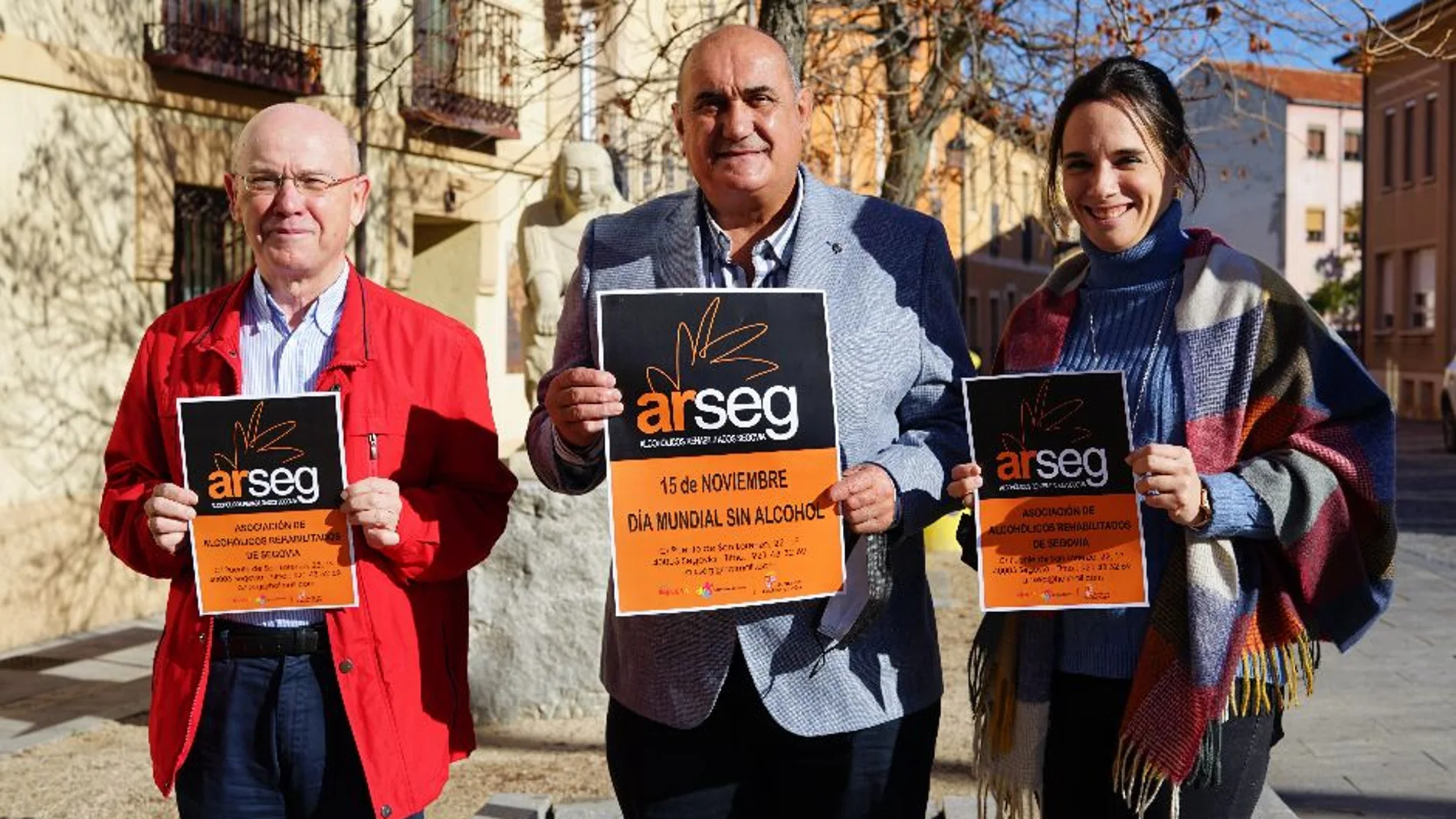 Día Mundial Sin Alcohol. De izquierda a derecha, Víctor Donat, psicólogo; Miguel Martín Gómez, presidente de ArSeg; y Beatriz Sánchez García, psicóloga