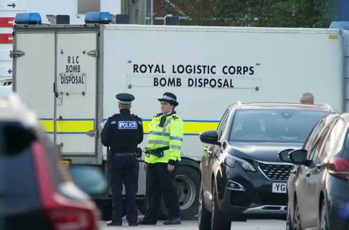 Detenidas tres personas como presuntas culpables de la explosión frente a un hospital en Liverpool