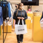 SHEIN abre una nueva tienda efímera en Marsella.