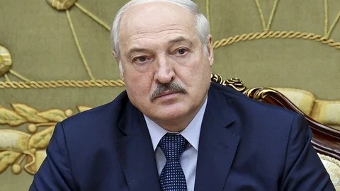 Bielorrusia ha solicitado a la Unión Europea abrir un corredor humanitario para unos 2.000 migrantes que se encuentran en la frontera con Polonia