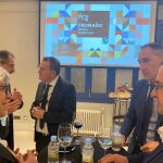 El presidente de la Diputaciòn de Zamora, Francisco José Requejo, presenta la I Feria Mundial del Queso a nueve embajadas y cinco cámaras de comercio