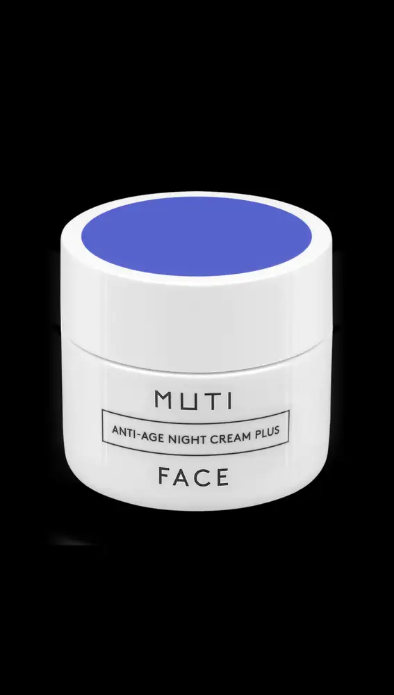 Anti-age night cream plus, de Muti care, disponible en Very Coqueta