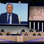 El presidente del Real Madrid, Florentino Pérez, en una Asamblea del Real Madrid