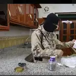 Captura de uno de los vídeos en los que se explican la forma de fabricar artefactos caseros