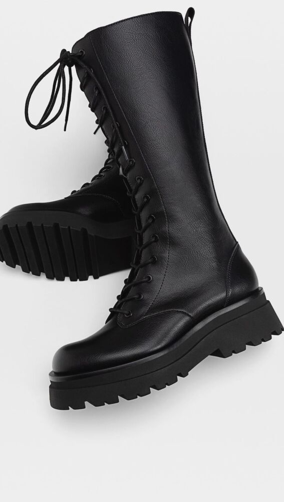 Botas militares plataforma cheap stradivarius