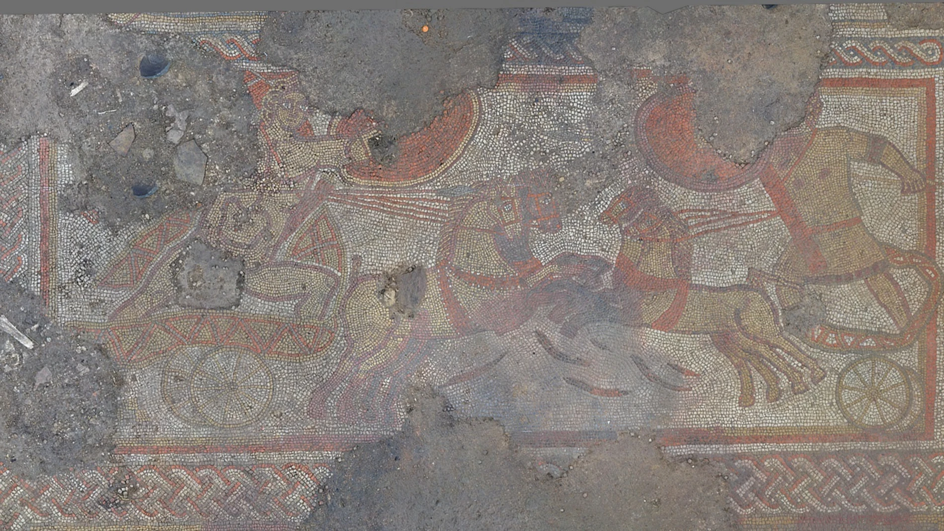 El mosaico romano que representa la historia del héroe griego Aquiles. EFE/ University of Leicester Archaeological Services