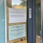 Oficina de Liberbank (Unicaja) en Titanes (Madrid) cerrada por la huelga del 26 de noviembre