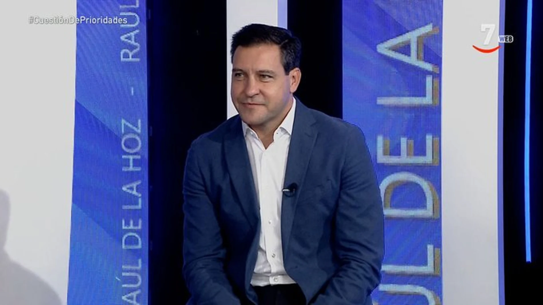 El portavoz del Grupo Parlamentario Popular, Raúl de la Hoz, durante la entrevista en "Cuestión de Prioridades"